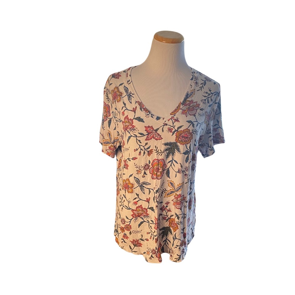 Old Navy Luxe Floral V Neck Short Sleeve Top Size L - Picture 2 of 8